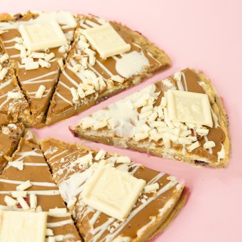 Cookie Pizza - Full Milkybar & Biscuit